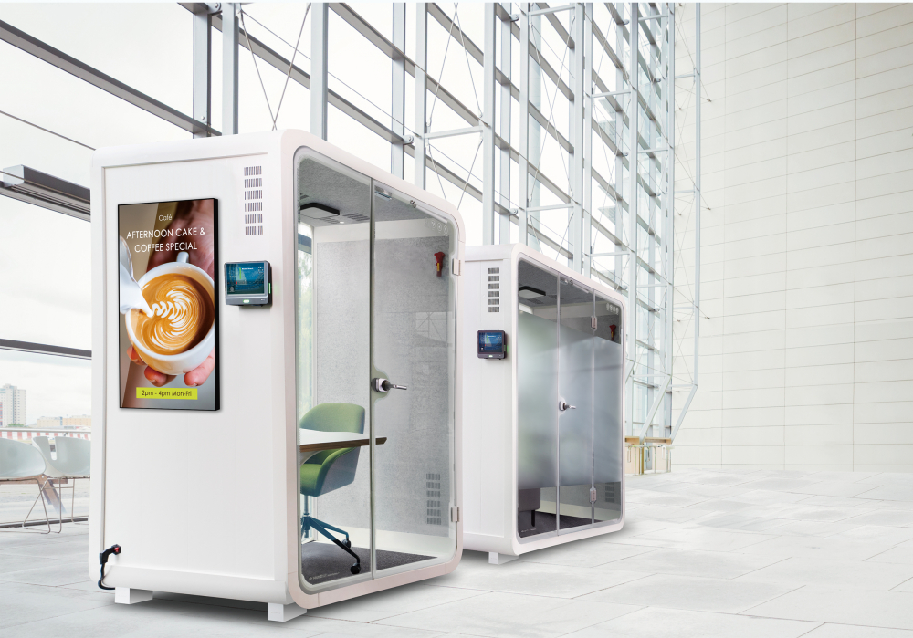 世界杯官方端网站登录入口子公司达擎之智慧行动办公舱，采用PDLC智能调光玻璃设计，透过通电与断电的电流切换，呈现透明与雾面效果，具节能降耗特性并兼顾隐私，确保信息安全