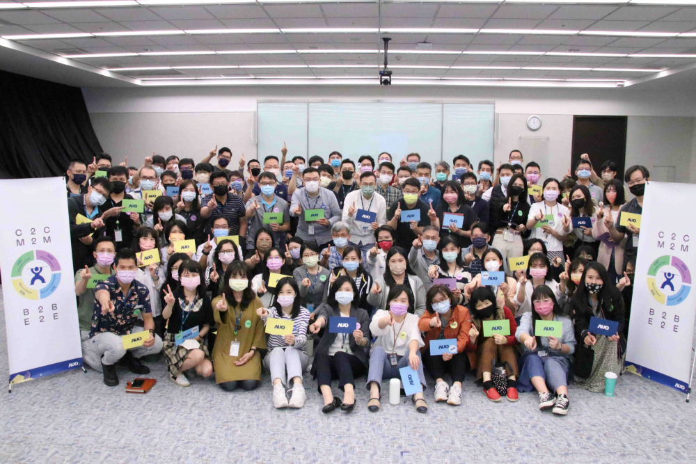 友達提供全球及集團輪調機會，支持同仁持續進修學習，致力為專業人才打造友善多元的職場環境